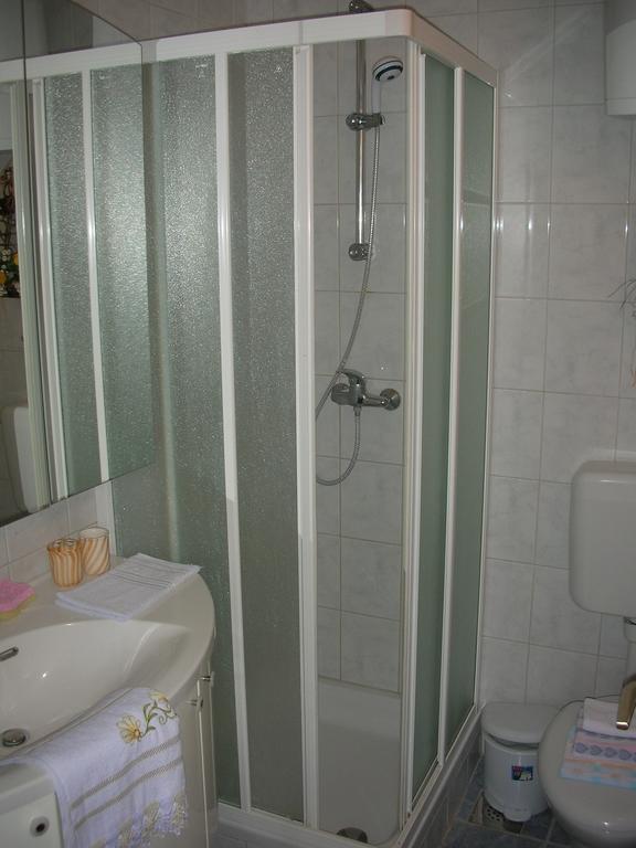 Apartments Peace&Love Baška Zimmer foto