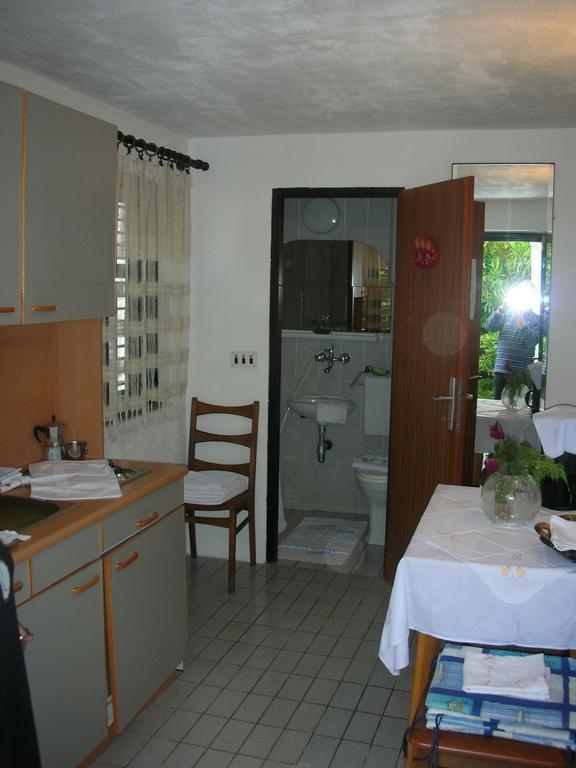 Apartments Peace&Love Baška Zimmer foto